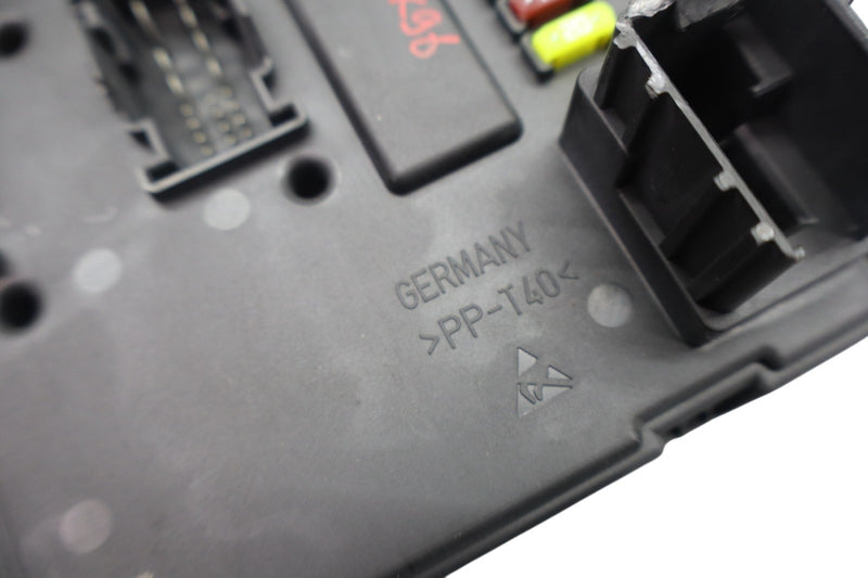 Load image into Gallery viewer, 12-18 BMW  320i 328i 428i Fusebox Fuse Box Relay Module Unit 6135931717501 Oem
