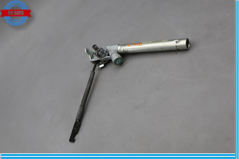 Load image into Gallery viewer, 14-17 Maserati Ghibli Front Left Driver Side Seatbelt Tensioner Oem
