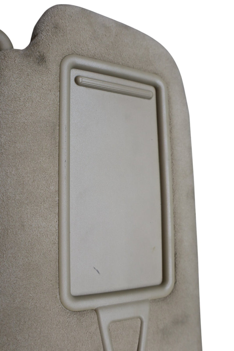 Load image into Gallery viewer, 11-16 Hyundai Equus Front Right Passager Sunvisor Illuminated 268-11532r Oem
