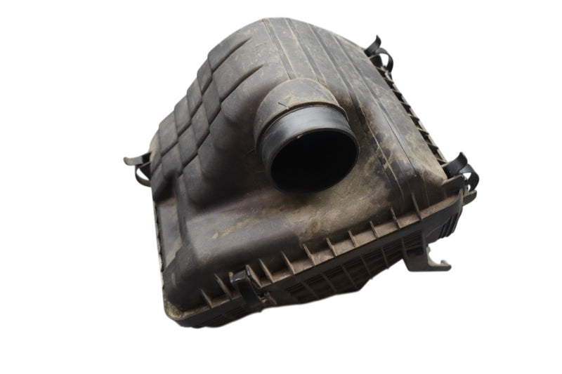 Load image into Gallery viewer, 11-16 Kia Optima Engine Air Cleaner Intake Filter Box Assembly 281104R100 Oem
