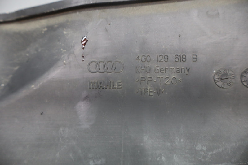 Load image into Gallery viewer, 12-18 Audi A7 C7 Air Cleaner Intake Air Duct Tube Hose Adapter 4G0129618B Oem
