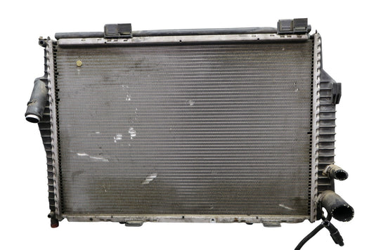 04-08 Chrysler Crossfire Engine Cooling Radiator Assembly 2025007803 Oem