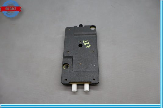 03-11 Mercedes CLS550 E350 Antenna Amplifier Booster 2118208689 Oem