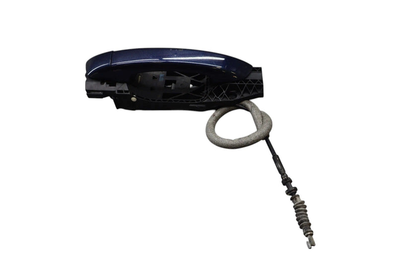 Load image into Gallery viewer, 11-17 Volkswagen VW Touareg Front Right Side Exterior Door Handle 7P6837206 Oem
