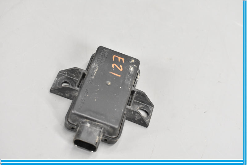 Load image into Gallery viewer, 12-19 Mercedes GL450 X166 TPMS Tire Pressure Monitor System Sensor Oem
