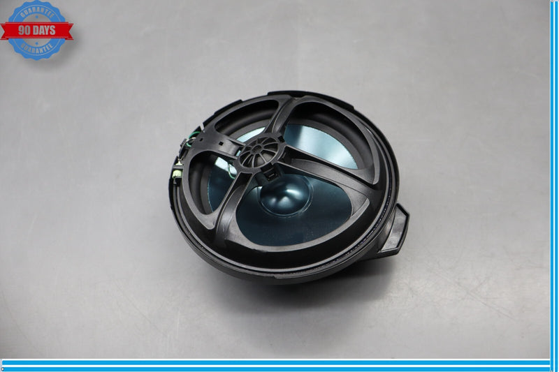 Load image into Gallery viewer, 08-15 Mercedes  C250 GLK250 W204 Rear Left Or Right Door Audi Sound Speaker Oem
