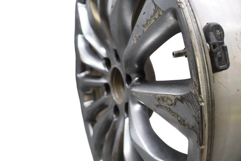 Load image into Gallery viewer, 15-17 Infiniti QX80 22 Inch 14 Spoke Alloy Wheel Rim Hyper Silver 22x8 Oem
