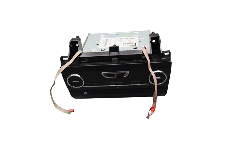 Load image into Gallery viewer, 14-17 Maserati Ghibli M157 Quattroporte M156 Head Unit FM CD Audio 670008491 Oem

