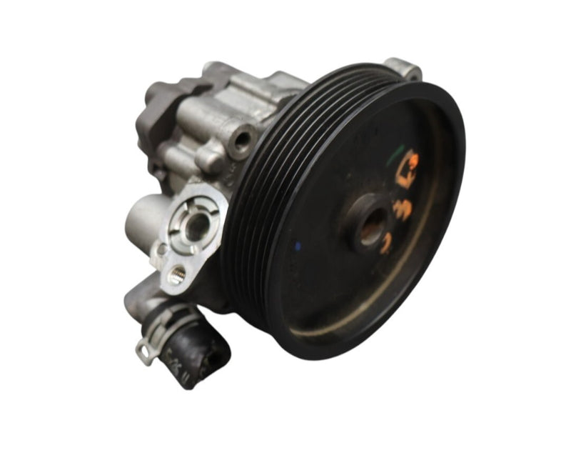 Load image into Gallery viewer, 12-15 Mercedes W204 C250 SLK250 M271 1.8L Power Steering Pump 0064663601 Oem

