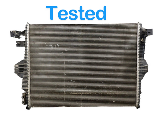 11-17 Volkswagen VW Touareg Engine Water Cooling Radiator 95810613210 OEM