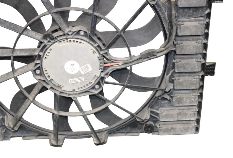 Load image into Gallery viewer, 11-17 Volkswagen VW Touareg Engine Radiator Cooling Fan Motor 7P0121207A Oem
