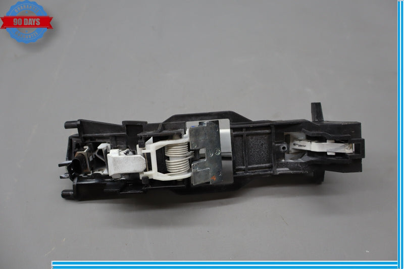Load image into Gallery viewer, 03-09 Mercedes CLK500 CLK350 W209 Front Right Passenger Exterior Door Handle Oem

