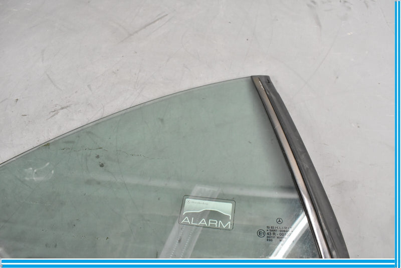 Load image into Gallery viewer, 03-12 Mercedes R230 SL500 SL55 AMG Rear Right Passenger Quarter Window Glass Oem
