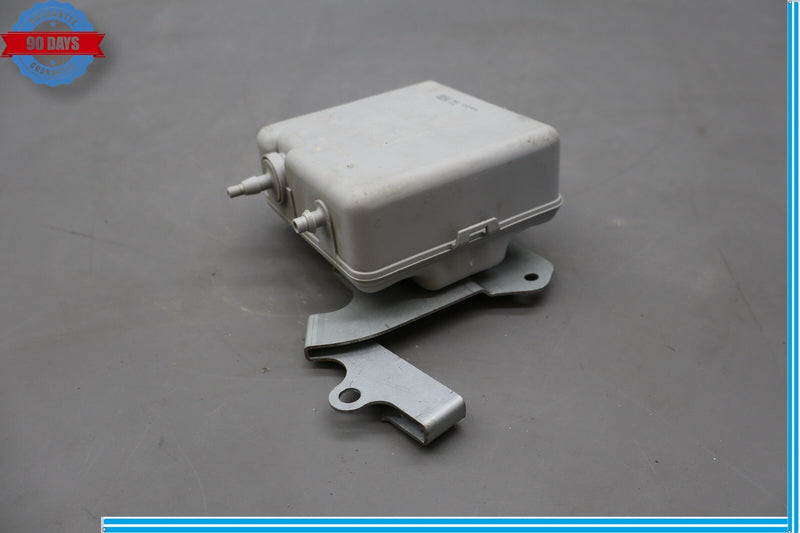 Load image into Gallery viewer, 07-14 Mercedes W221 S550 S63 CL550 Vacuum Valve Pump 1708050019 Oem
