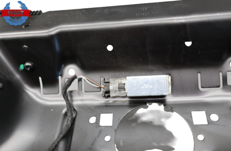 Load image into Gallery viewer, 11-17 Volkswagen VW Touareg Front Left Side Lower Seat Rail Frame W/ Motor Oem
