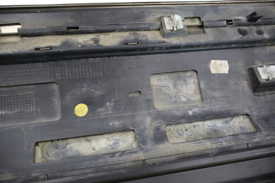 11-17 Volkswagen Touareg VW Hybrid Rear Left Driver Side Door Lower Molding Oem
