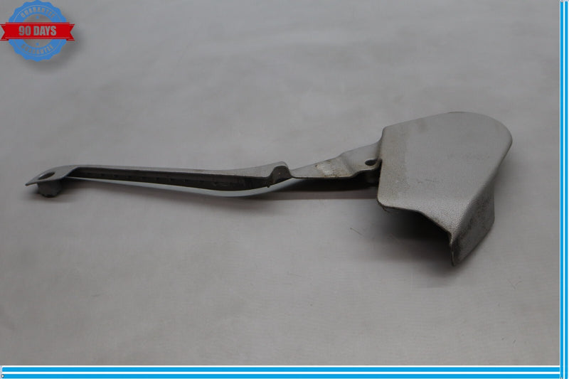 Load image into Gallery viewer, 03-11 Mercedes W219 CLS500 E350 Rear Right Seat Belt Buckle Lower Trim Oem

