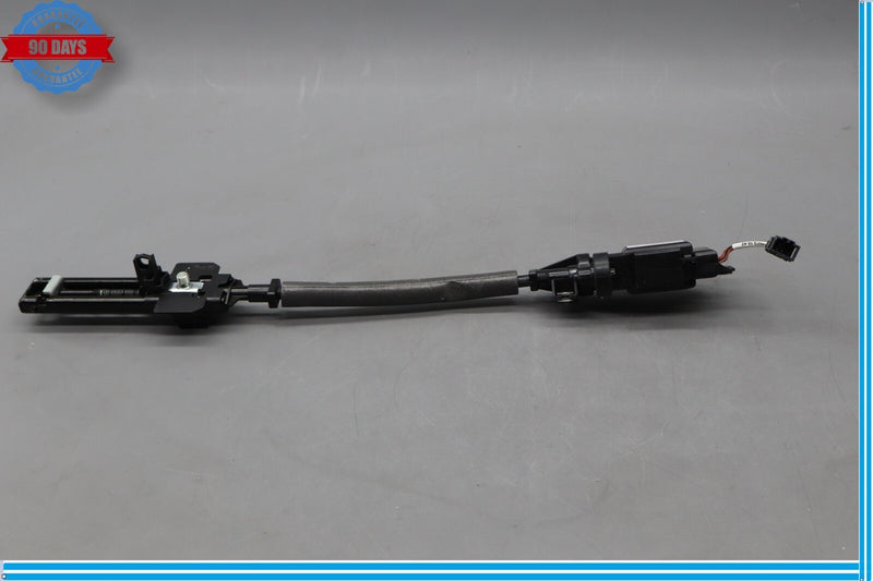 Load image into Gallery viewer, 11-18 Audi A8 A8L Quattro Front Right Side Seat Belt Height Adjust Motor Oem
