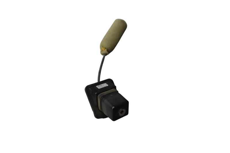 Load image into Gallery viewer, 10-13 Mercedes W207 CLS550 E550 Rear Parking View Backup Camera A2078200897 OEM
