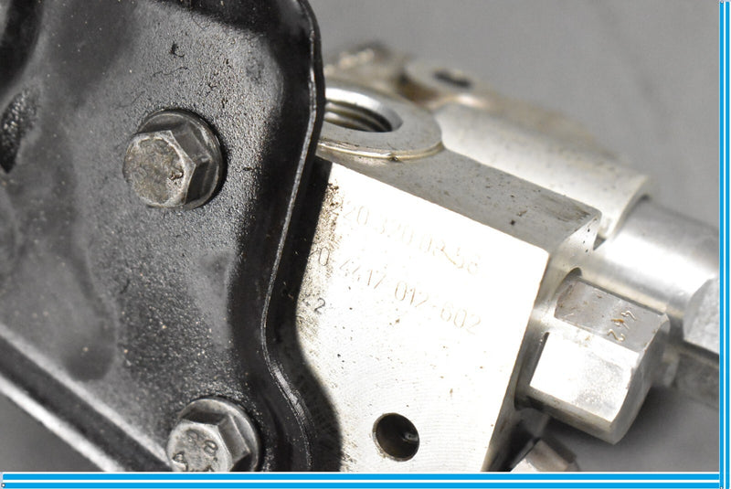 Load image into Gallery viewer, 00-06 Mercedes CL500 CL55 AMG Pressure Relief Valve ABC Hydraulic Suspension Oem
