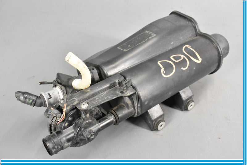 Load image into Gallery viewer, 12-16 BMW 320i 328i 335i F30 Fuel Vapor Evaporator Charcoal Canister 7271029 Oem
