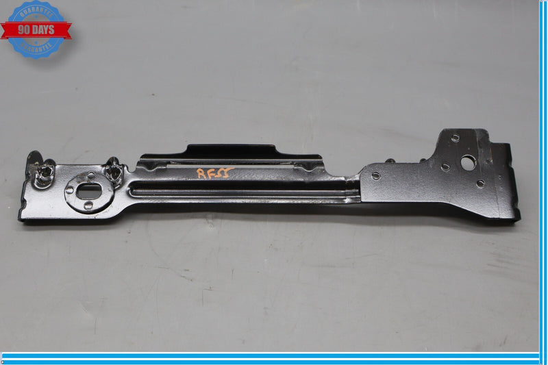 Load image into Gallery viewer, 10-15 Jaguar X351 XJ XJL Right Side Seatbelt Seat Belt Restraint Bracket Oem
