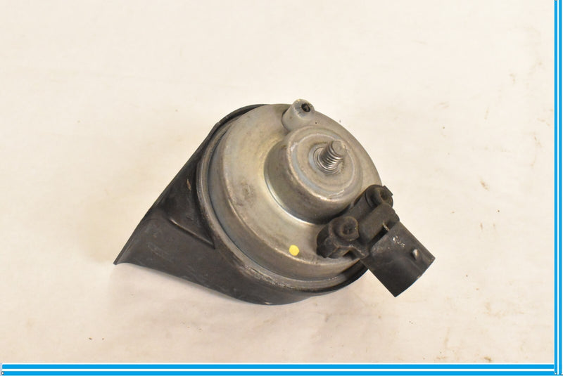 Load image into Gallery viewer, 09-15 BMW 750i 750Li F01 F02 F06 F12 High Note Tone Horn Signal Alarm Oem
