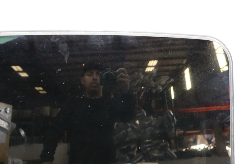 Load image into Gallery viewer, 06-13 LR Range Rover Sport Sun Roof Sunroof Top Glass Window Panel LR044746 Oem
