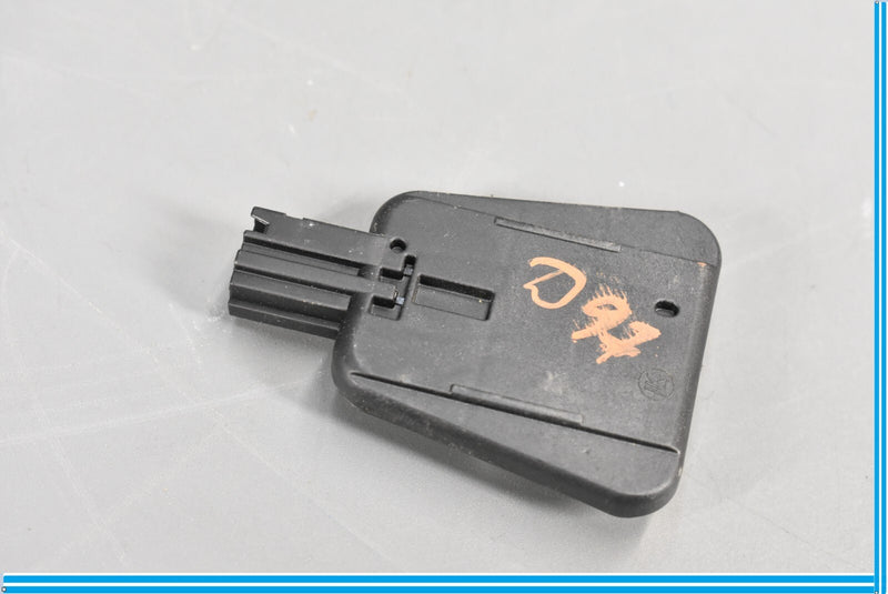 Load image into Gallery viewer, 18-20 Jaguar E-Pace Windshield Rain Water Sensor Module Unit ECU Oem
