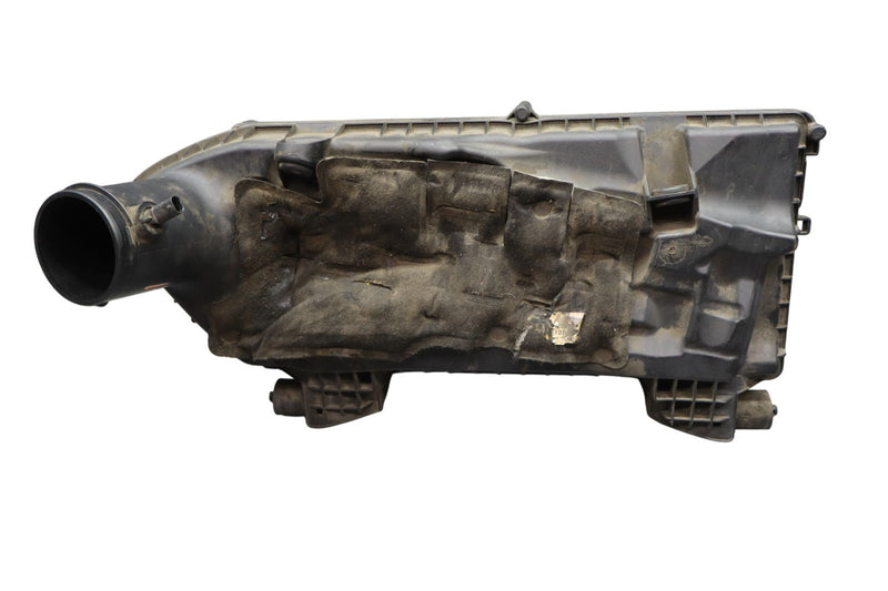 Load image into Gallery viewer, 12-16 Mercedes CLS350 E350 Air Intake Cleaner Filter Box A2760940004 Oem
