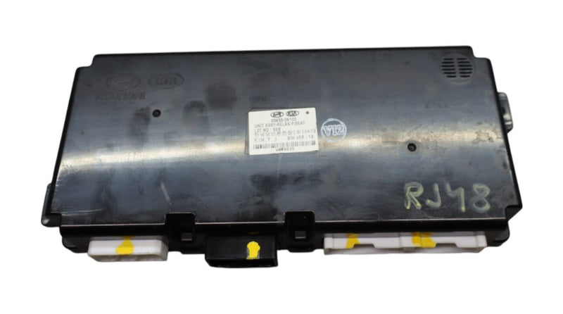 Load image into Gallery viewer, 11-13 Hyundai Equus Front Right Passenger Seat Memory Control Module Unit Oem
