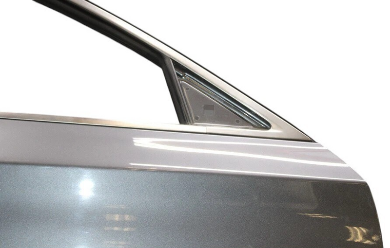 Load image into Gallery viewer, 15-16 Hyundai Genesis Front Right Passenger Side Door Shell Cover Panel Oem
