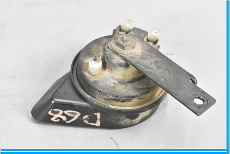 Load image into Gallery viewer, 05-11 Mercedes SLK280 SLK350 R171 Low High Pitch Tone Note Horn Signal Oem
