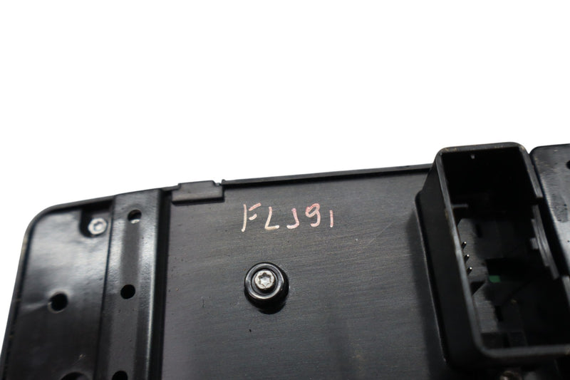 Load image into Gallery viewer, 14-17 Maserati Quattroporte M156 Front Left Master Window Switch Control Oem

