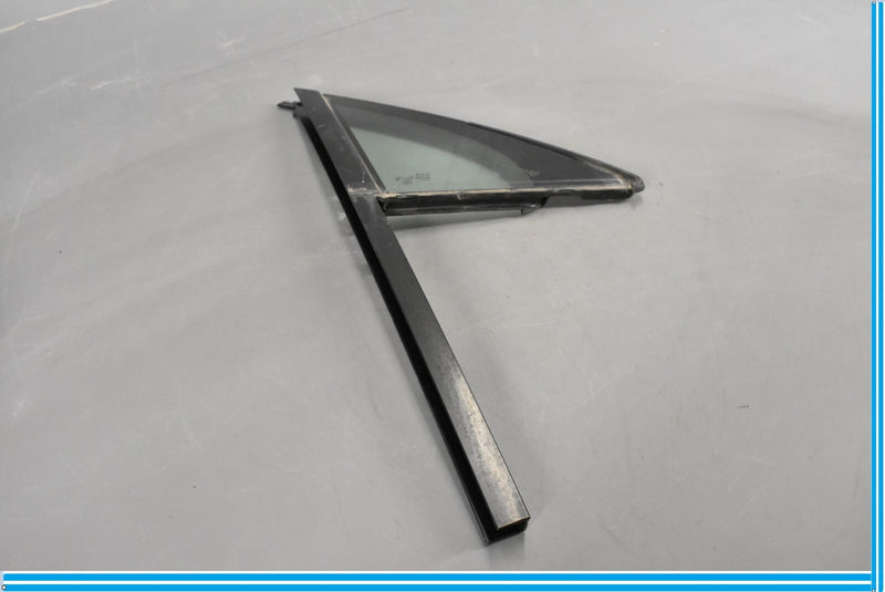 Load image into Gallery viewer, 11-18 Volkswagen VW Touareg Front Right Passenger Door Vent Window Glass Oem
