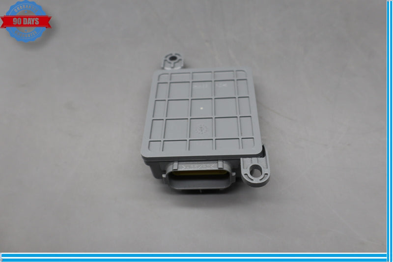 Load image into Gallery viewer, 11-14 Volkswagen VW Touareg Front Right Seat Occupant Detection Module Oem
