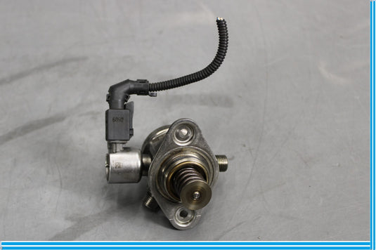 09-12 BMW 750i 750Li F01 F02 F10 High Pressure Fuel Pump 13517595339 Oem
