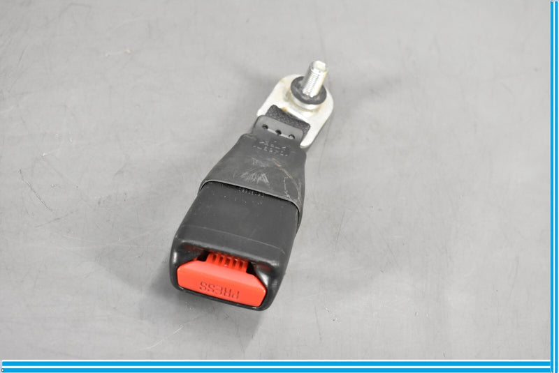 Load image into Gallery viewer, 07-12 Lexus LS460 Rear Right Passenger Side Seat Belt Buckle Oem
