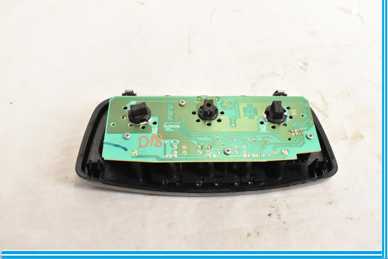 Load image into Gallery viewer, 03-12 Maserati Quattroporte Rear Roof Overhead Dome Map Reading Light Lamp Oem
