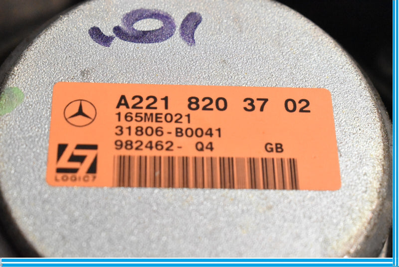 Load image into Gallery viewer, 07-13 Mercedes S550 S600 W221 Rear Left Door Audio Speaker 2218203702 Oem
