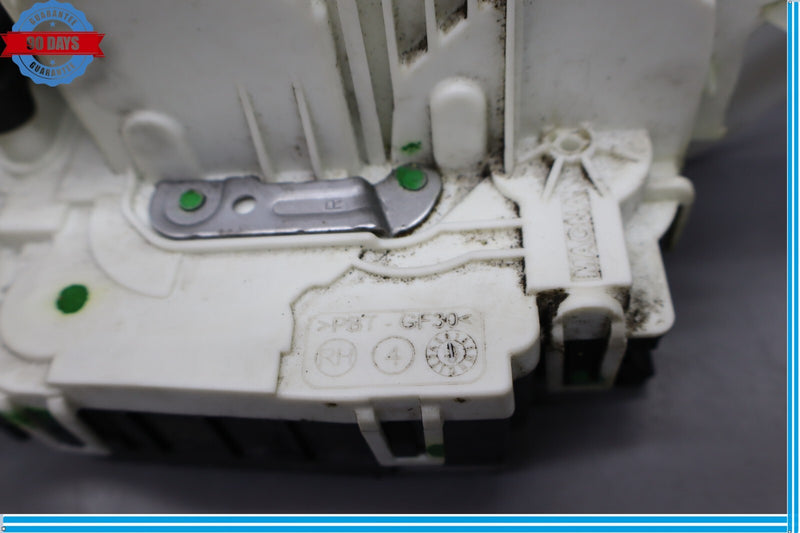 Load image into Gallery viewer, 12-18 Mercedes W218 CLS550 CLS400 Rear Right Side Door Lock Latch Actuator Oem
