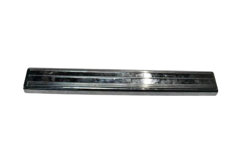 Load image into Gallery viewer, 00-06 Mercedes W220 S430 S600 S500 Door Step Sill Scuff Plate Set of 4 Oem

