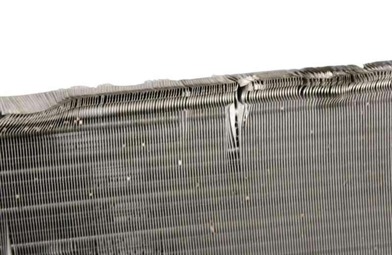 Load image into Gallery viewer, 07-13 Mercedes S600 S550 S400 S65 AMG Engine Water Aux Intercooler Radiator Oem
