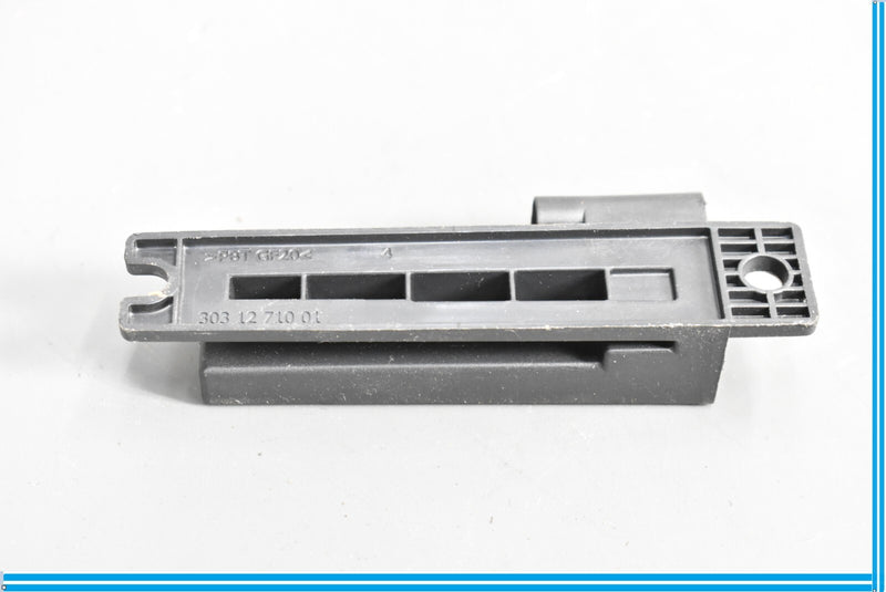 Load image into Gallery viewer, 09-15 Jaguar XF Keyless Entry Antenna Receiver AH42-15K603-AA Oem
