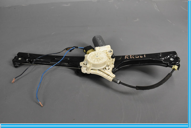 Load image into Gallery viewer, 07-13 BMW X5 E70 Rear Right Passenger Door Window Regulator W/Motor 6967262 Oem
