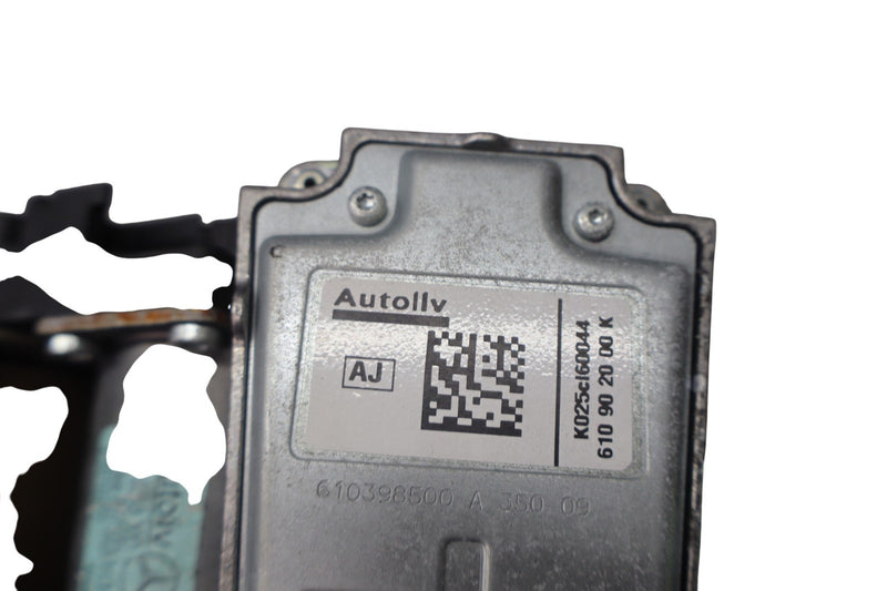 Load image into Gallery viewer, 06-16 Mercedes W212 E350 E400 E550 Front Right Seat Belt Seatbelt Retractor Oem
