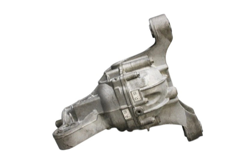 Load image into Gallery viewer, 11-16 Volkswagen Touareg Rear Differential Axle Carrier Diff Assembly OEM
