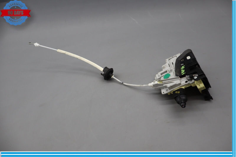 Load image into Gallery viewer, 07-09 Audi Q7 4L Front Right Passenger Side Door Lock Latch Actuator Oem

