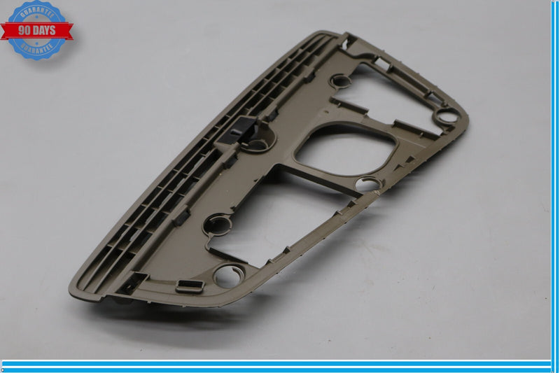 Load image into Gallery viewer, 09-17 Audi Q5 SQ5 Upper Dash Dashboard Air Vent Bracket 8R1819635A Oem
