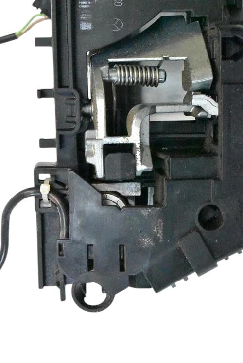 Load image into Gallery viewer, 06-12 Mercedes W164 ML500 GL450 Front Left Driver Side Exterior Door Handle Oem
